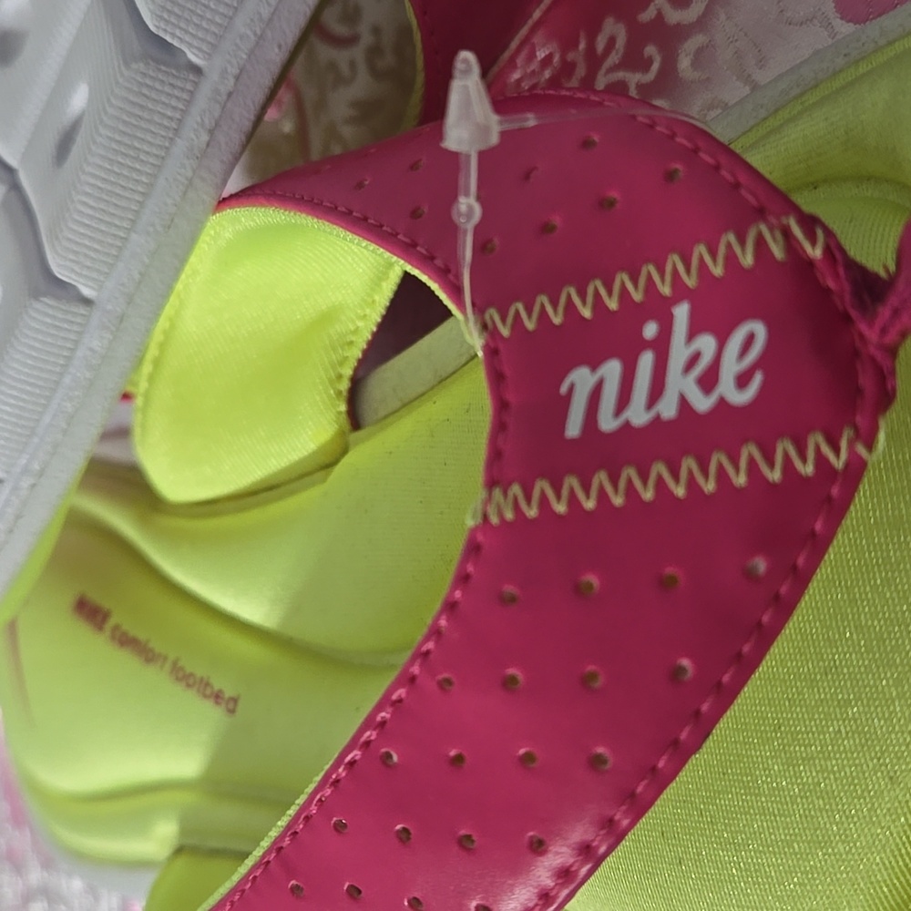 Nike Womens Comfort Footbet Sandal Size11 Neon thong Slide Flip Flop Shoea. New. - Picture 5 of 7